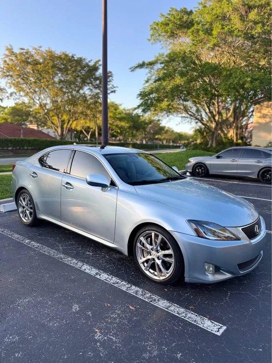 2007 Lexus IS 2nd Gen - Image 7 of 10