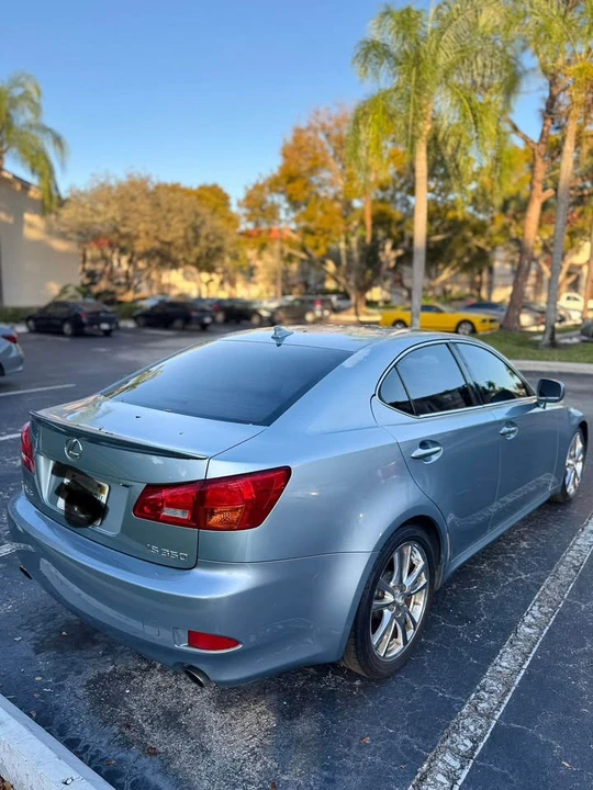 2007 Lexus IS 2nd Gen - Image 3 of 10