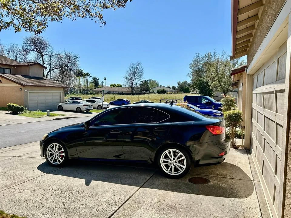 2007 Lexus IS 2nd Gen - Image 2 of 10