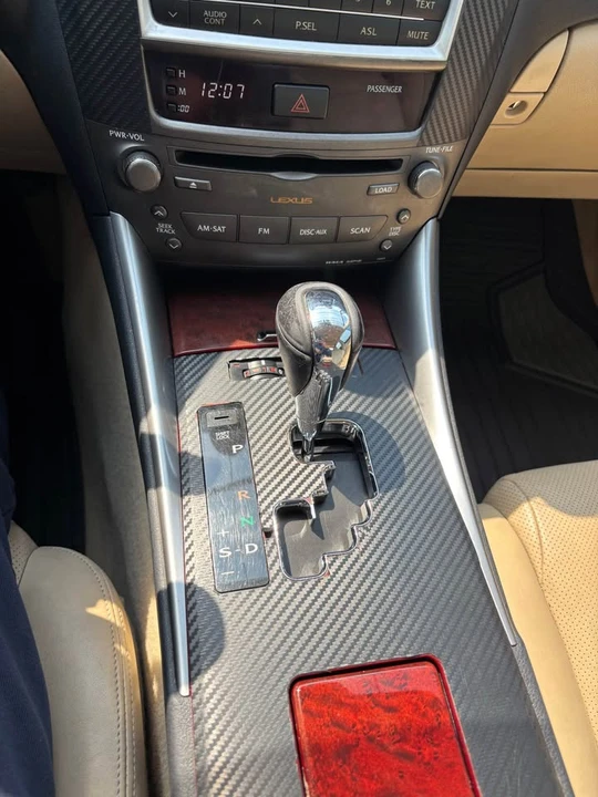 2007 Lexus IS 2nd Gen - Image 17 of 18