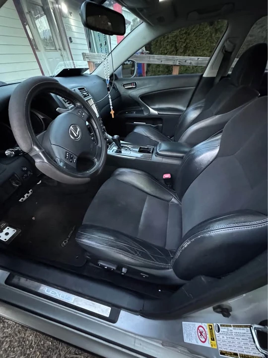 2007 Lexus IS 2nd Gen - Image 5 of 5