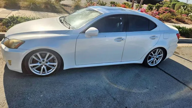 2007 Lexus IS 350 Sedan