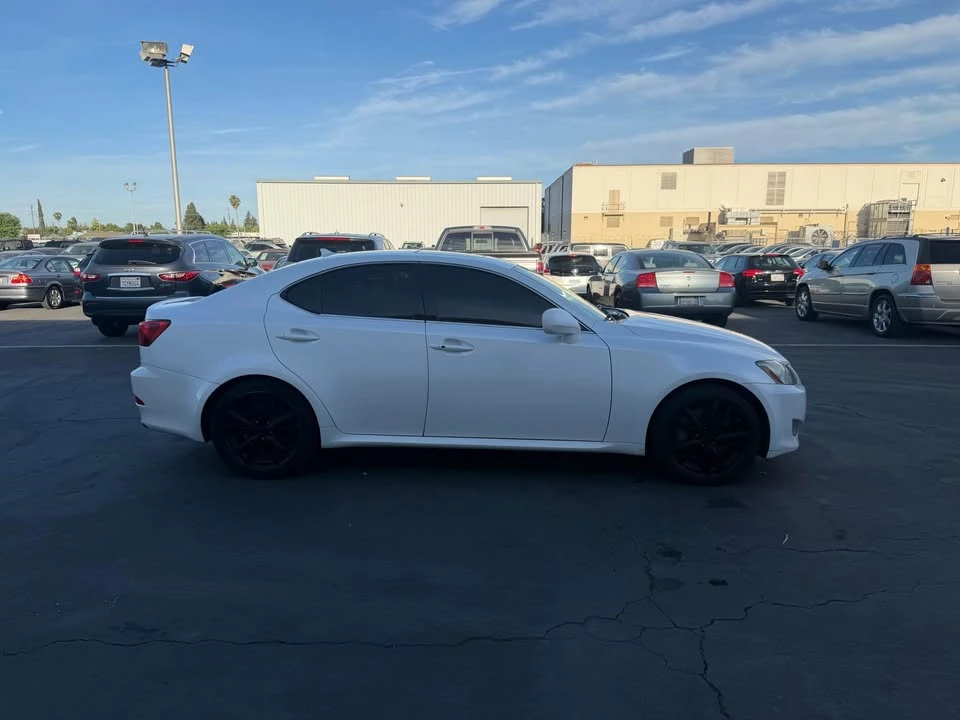 2007 Lexus IS 2nd Gen - Image 4 of 17