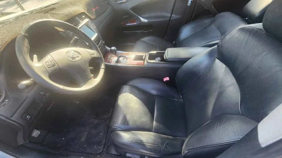 2007 Lexus IS 2nd Gen - Image 2 of 6