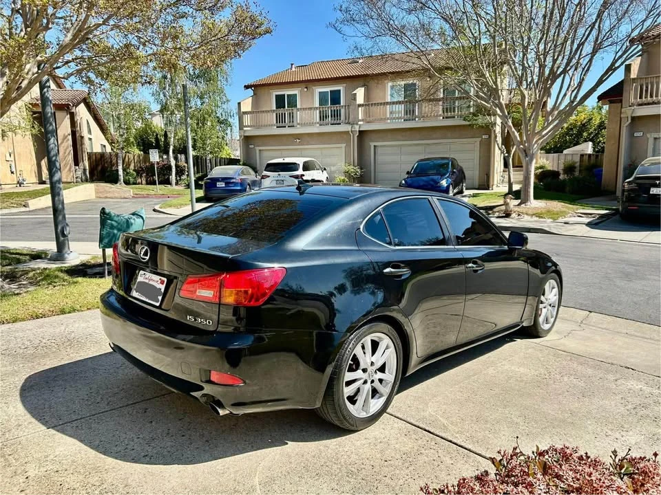 2007 Lexus IS 2nd Gen - Image 4 of 10