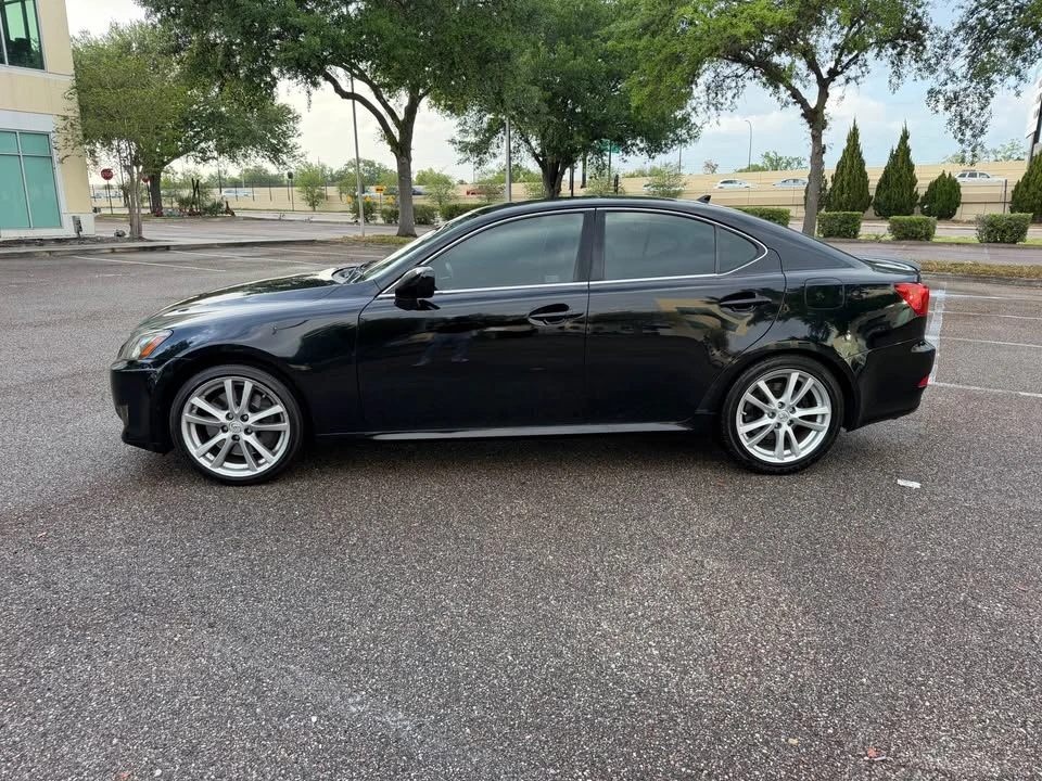 2007 Lexus IS 2nd Gen - Image 2 of 17