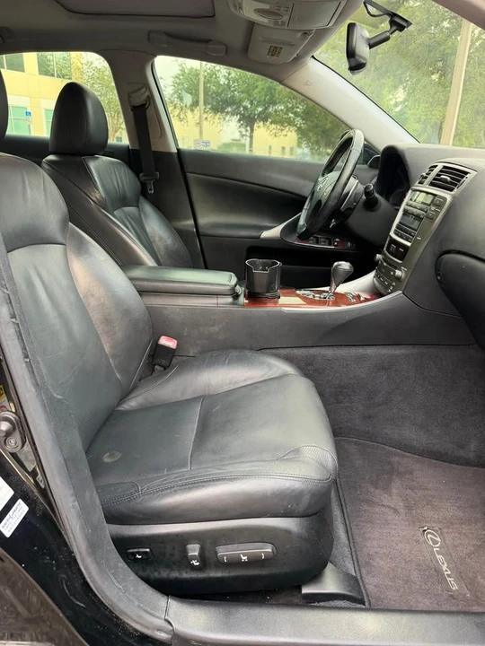 2007 Lexus IS 2nd Gen - Image 6 of 18