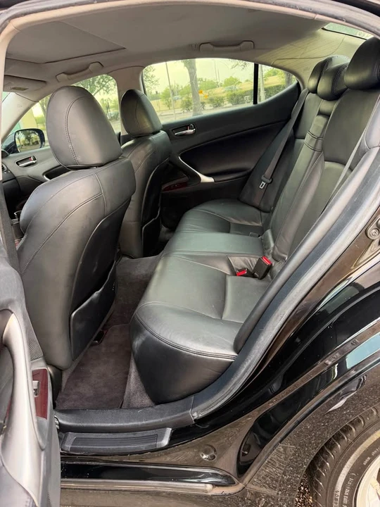 2007 Lexus IS 2nd Gen - Image 13 of 17