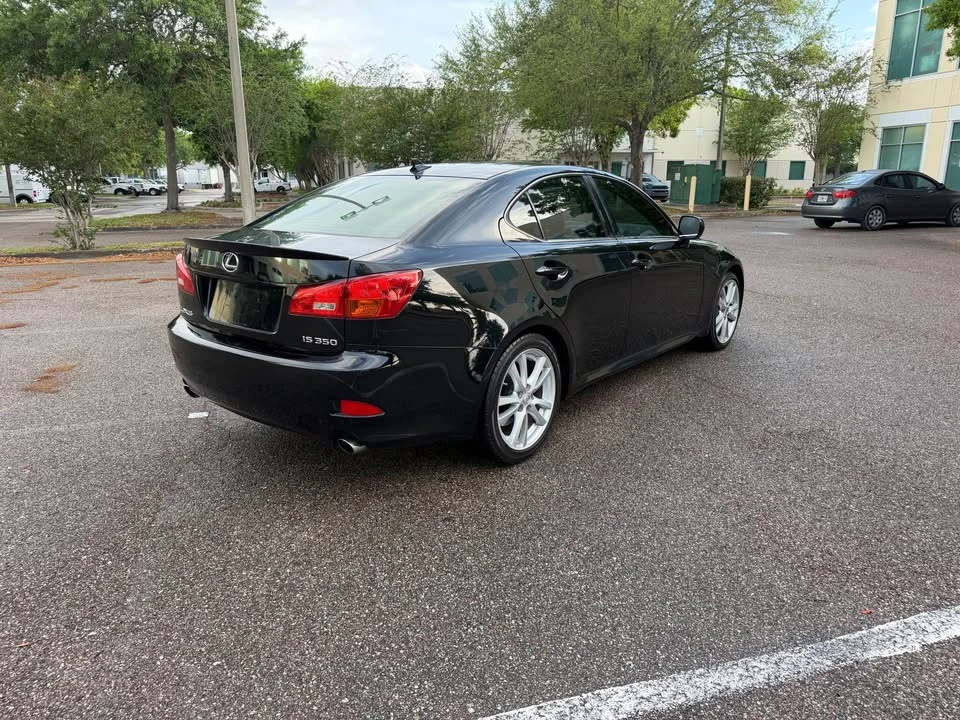 2007 Lexus IS 2nd Gen - Image 5 of 17