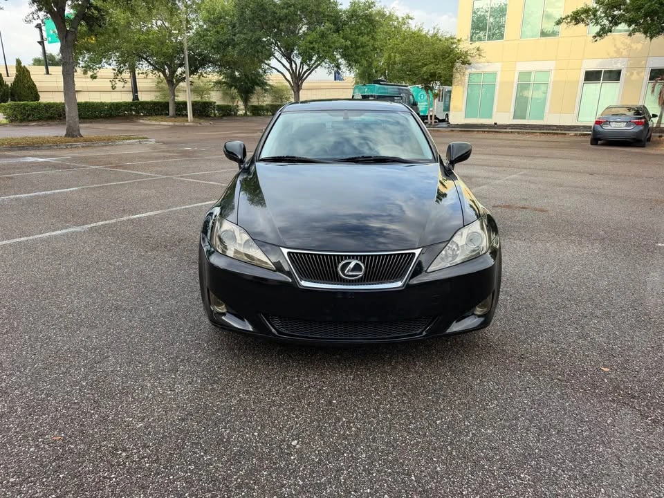 2007 Lexus IS 2nd Gen - Image 8 of 17