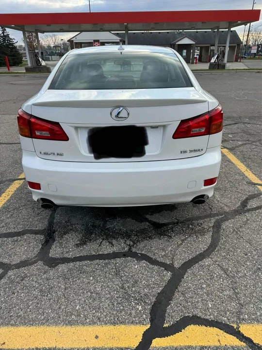 2007 Lexus IS 2nd Gen - Image 4 of 7
