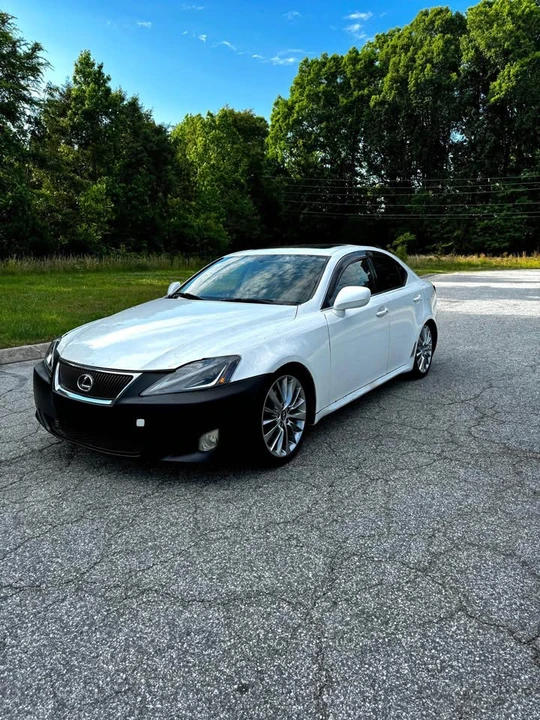 2007 Lexus IS 2nd Gen - Image 4 of 8