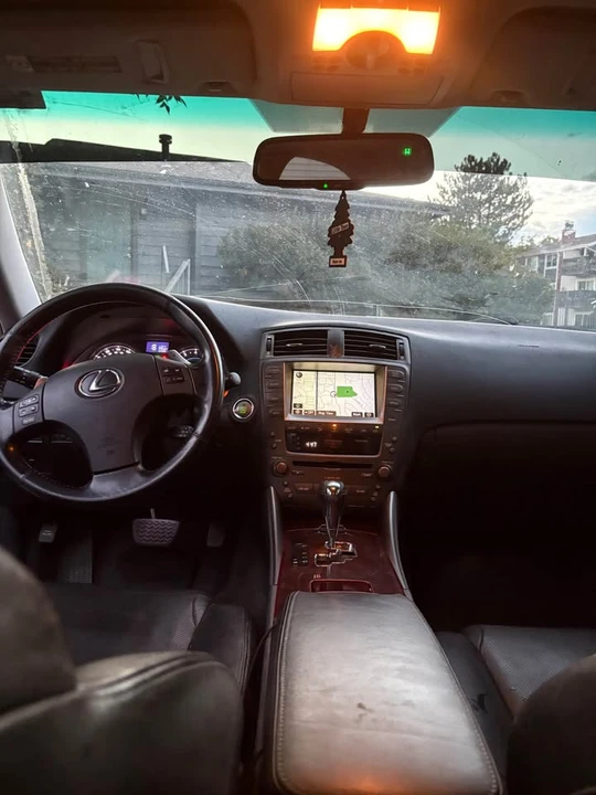 2007 Lexus IS 2nd Gen - Image 8 of 10