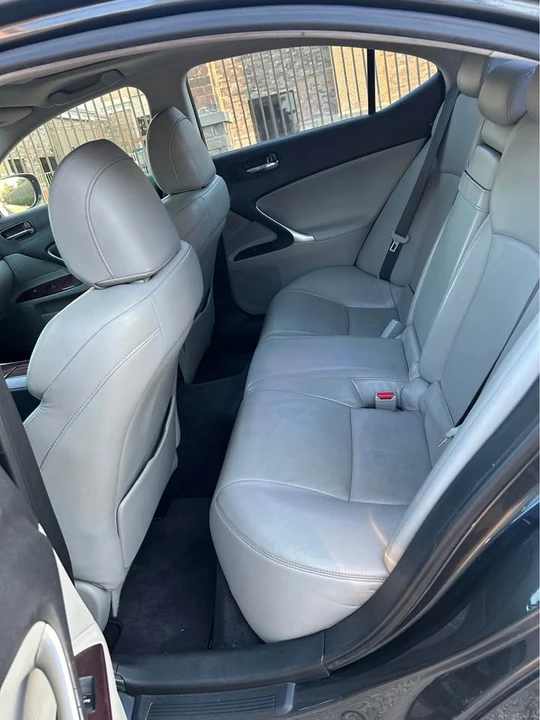 2007 Lexus IS 2nd Gen - Image 11 of 12