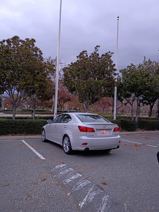 2007 Lexus IS 2nd Gen - Image 3 of 7
