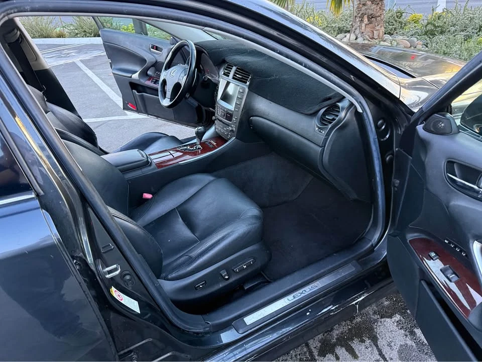 2007 Lexus IS 2nd Gen - Image 12 of 15