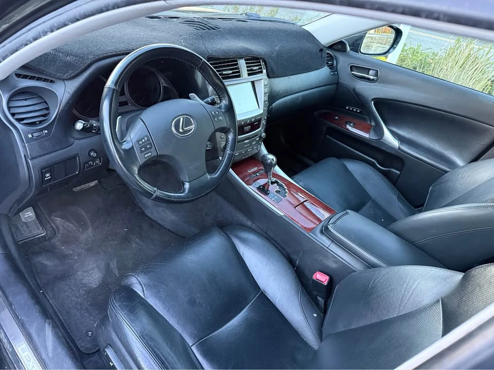 2007 Lexus IS 2nd Gen - Image 10 of 15