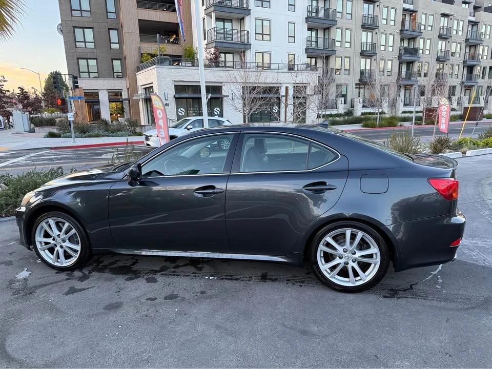 2007 Lexus IS 2nd Gen - Image 9 of 15