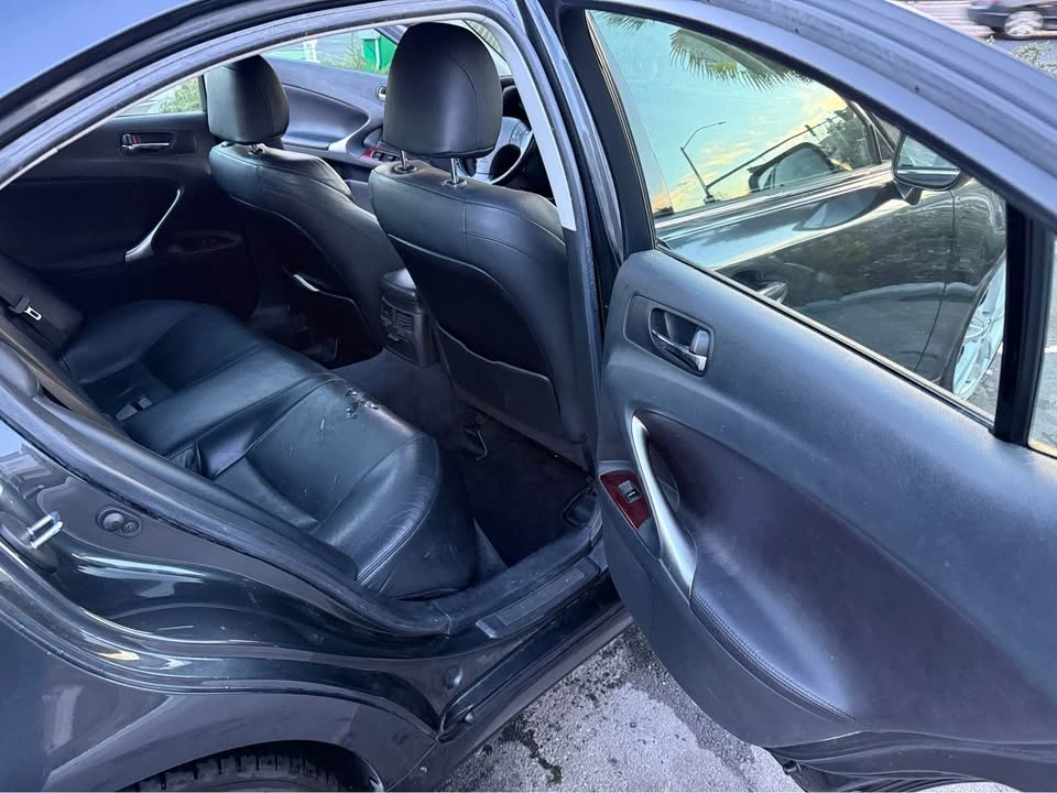 2007 Lexus IS 2nd Gen - Image 13 of 15