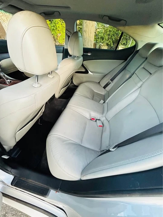 2007 Lexus IS 2nd Gen - Image 10 of 15