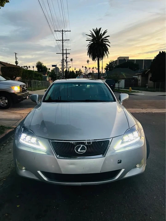 2007 Lexus IS 2nd Gen - Image 7 of 15