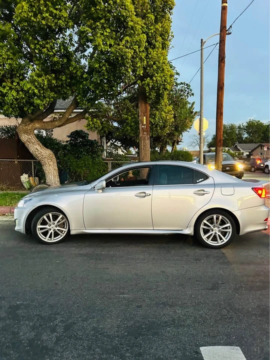 2007 Lexus IS 2nd Gen - Image 2 of 15