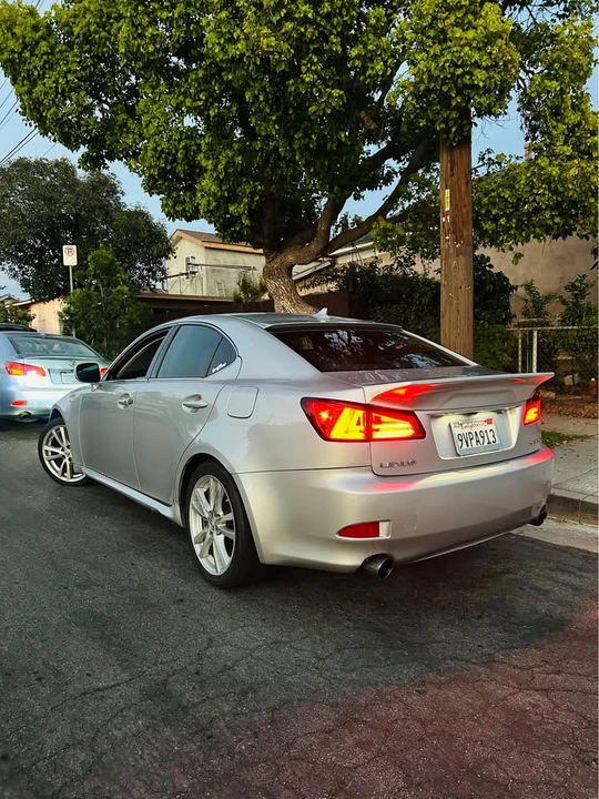 2007 Lexus IS 2nd Gen - Image 3 of 15