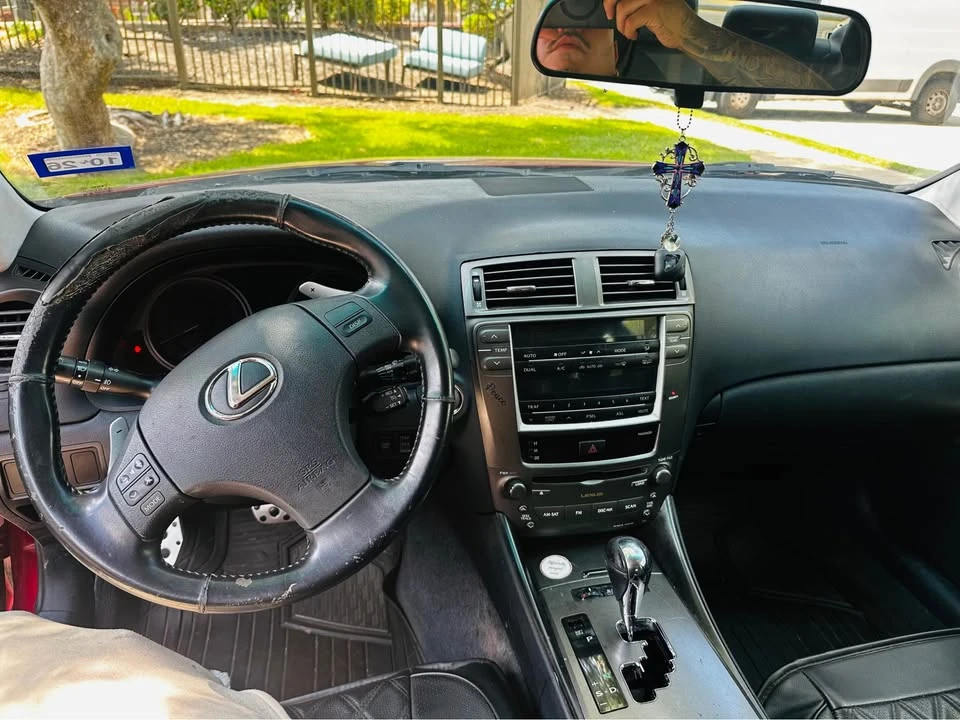 2007 Lexus IS 2nd Gen - Image 15 of 17
