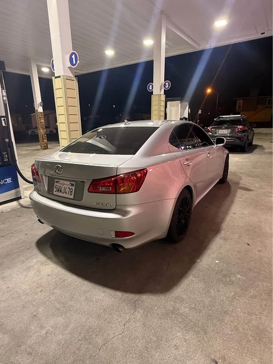 2007 Lexus IS 2nd Gen - Image 4 of 6