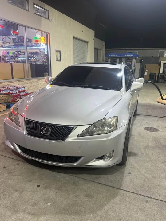 2007 Lexus IS 2nd Gen - Image 2 of 6