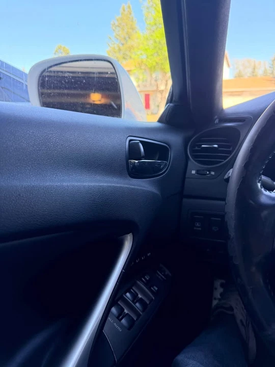 2007 Lexus IS 2nd Gen - Image 18 of 18