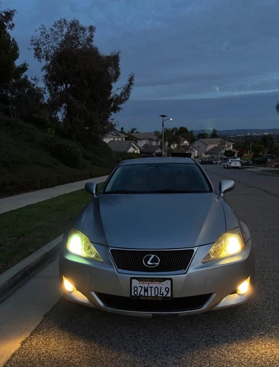 2007 Lexus IS 2nd Gen - Image 17 of 18