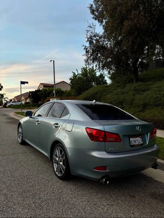 2007 Lexus IS 2nd Gen - Image 6 of 18