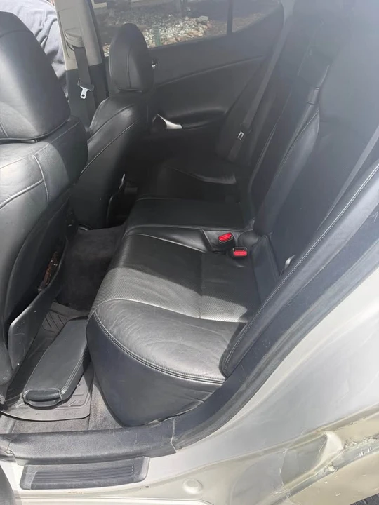 2007 Lexus IS 2nd Gen - Image 6 of 7