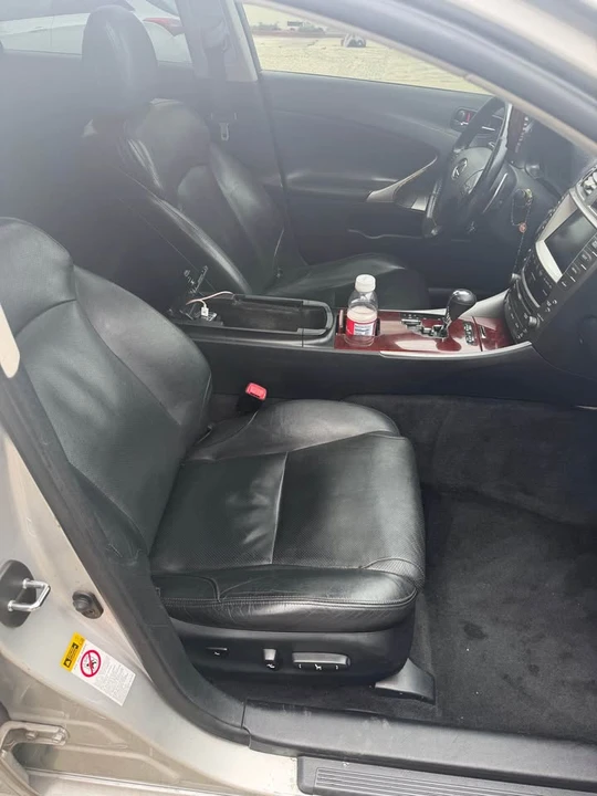 2007 Lexus IS 2nd Gen - Image 5 of 7