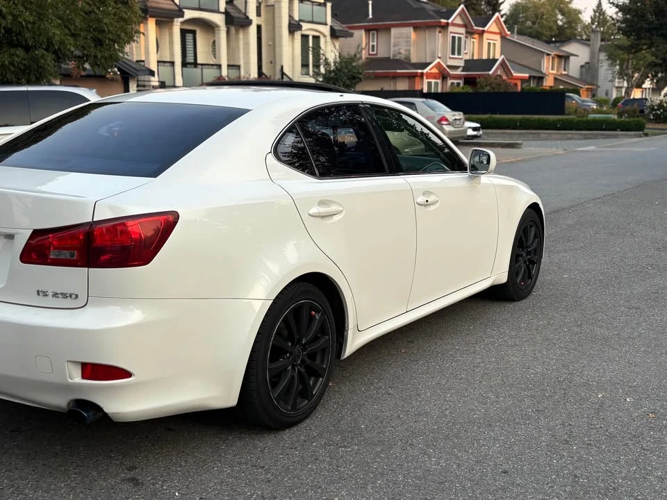 2007 Lexus IS F 2nd Gen - Image 10 of 18