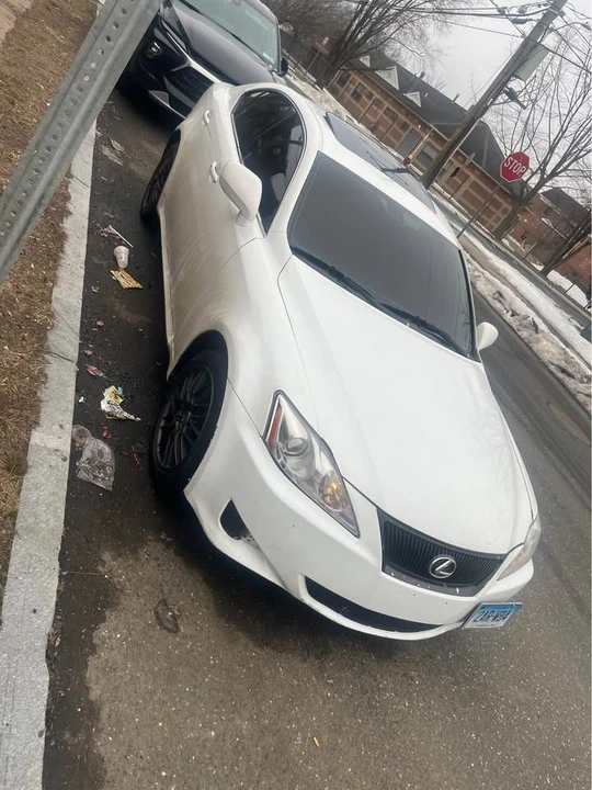 2007 Lexus IS 2nd Gen - Image 3 of 4