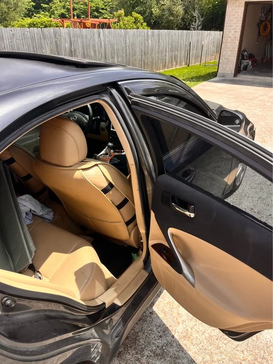 2007 Lexus IS 2nd Gen - Image 5 of 14