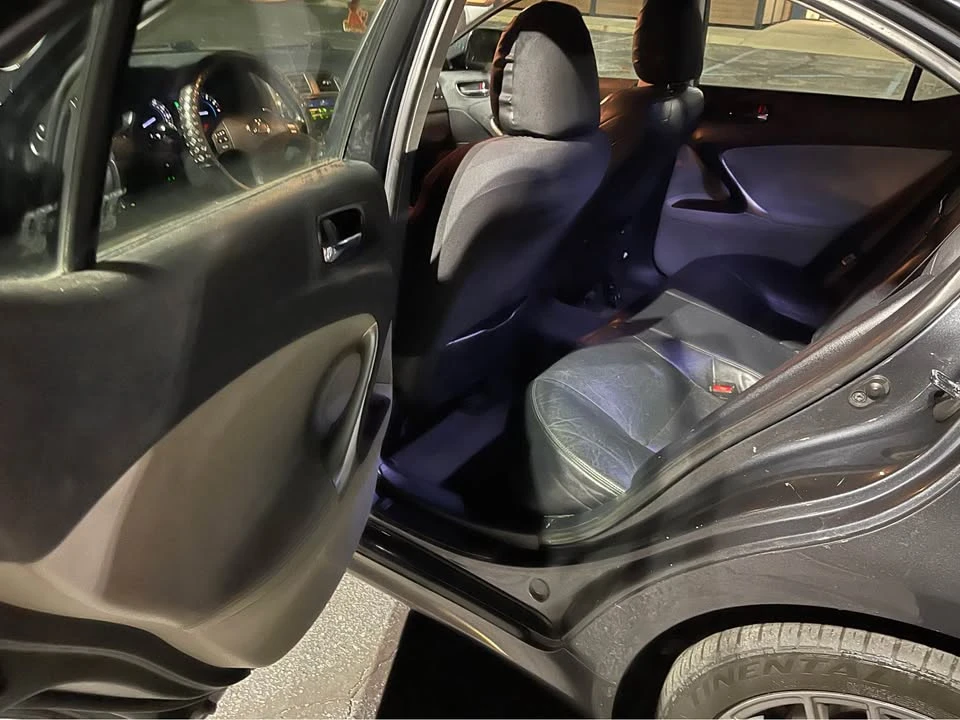 2007 Lexus IS 2nd Gen - Image 9 of 11