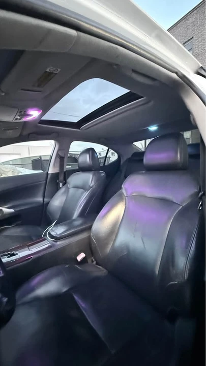 2007 Lexus IS 2nd Gen - Image 8 of 14