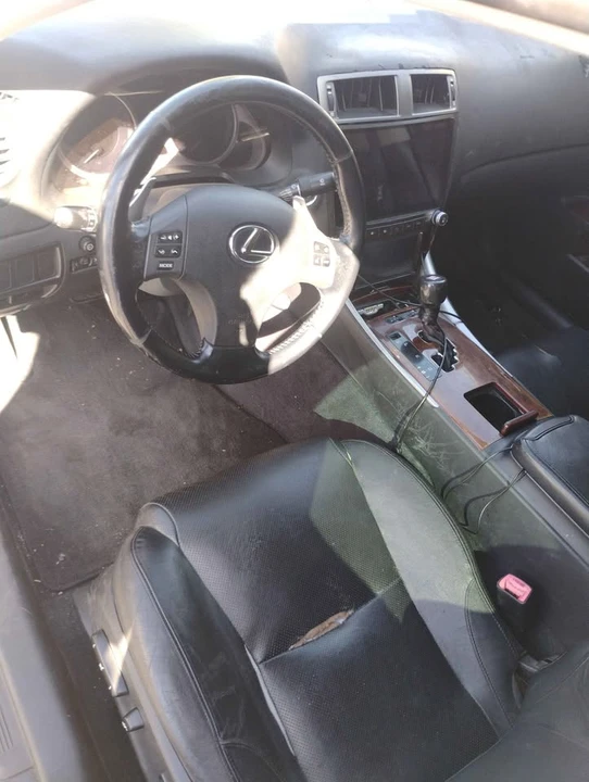 2007 Lexus IS 2nd Gen - Image 3 of 8