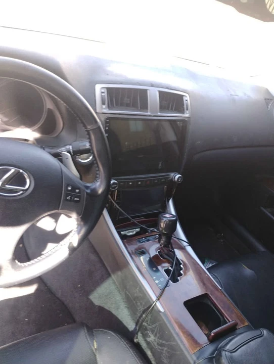 2007 Lexus IS 2nd Gen - Image 4 of 8