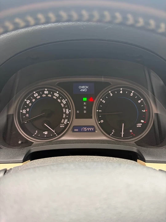 2007 Lexus IS 2nd Gen - Image 13 of 15