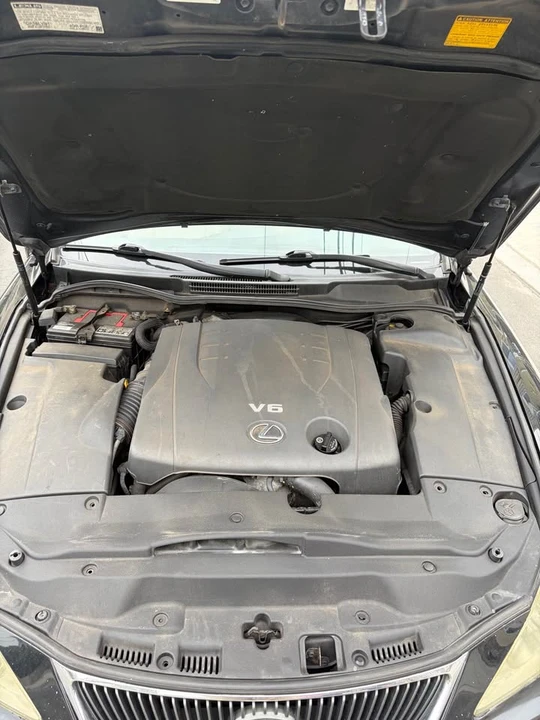 2007 Lexus IS 2nd Gen - Image 14 of 15