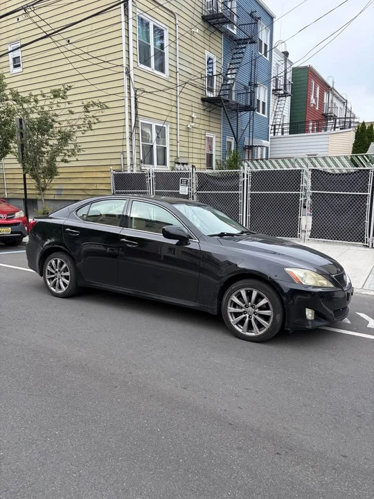 2007 Lexus IS 2nd Gen - Image 4 of 15