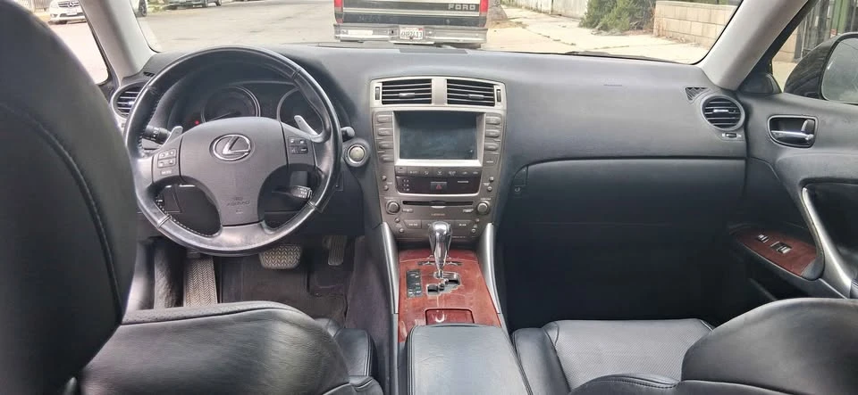 2007 Lexus IS 2nd Gen - Image 4 of 11