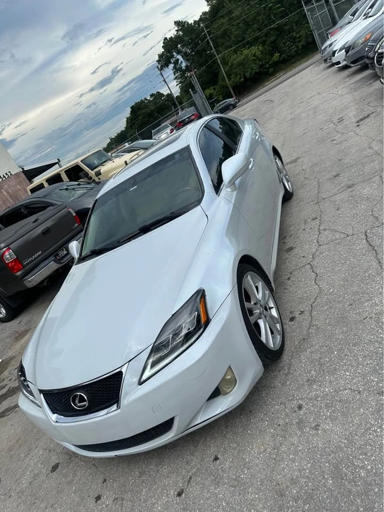 2007 Lexus IS 2nd Gen - Image 3 of 10