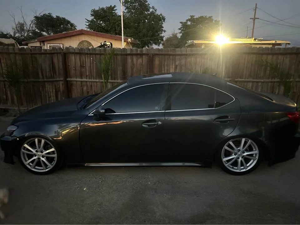2007 Lexus IS 2nd Gen - Image 2 of 5