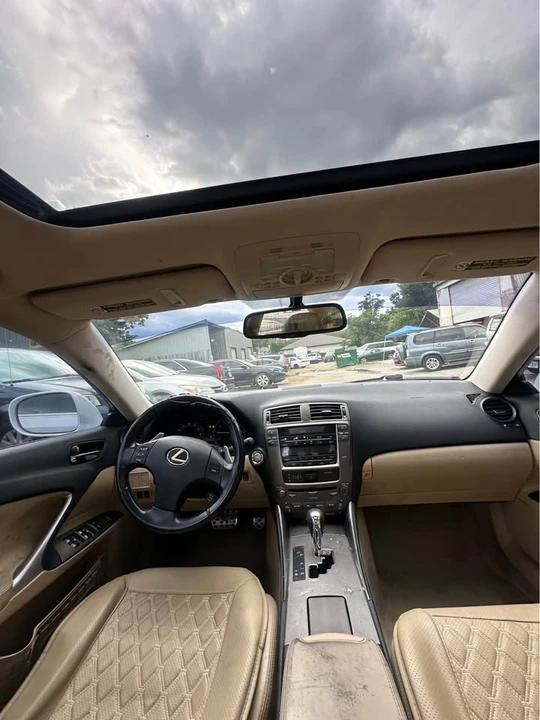 2007 Lexus IS 2nd Gen - Image 9 of 10