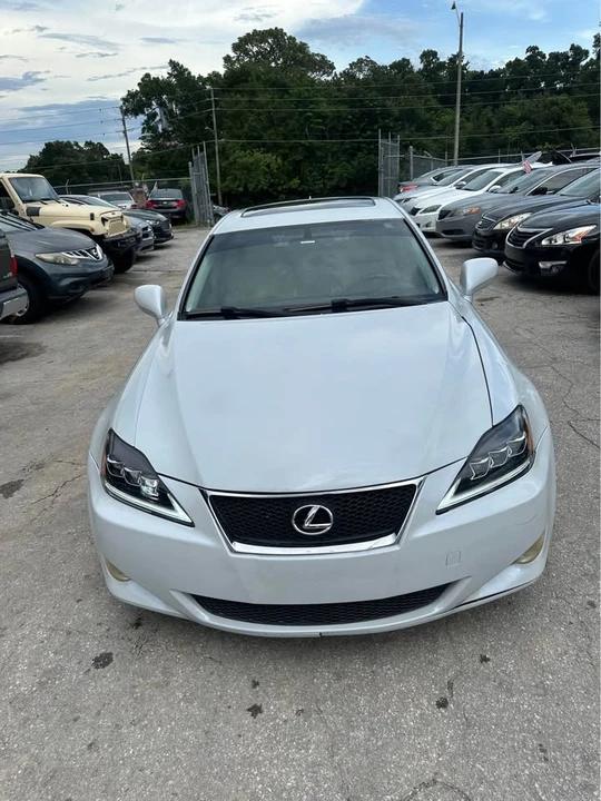 2007 Lexus IS 2nd Gen - Image 2 of 10
